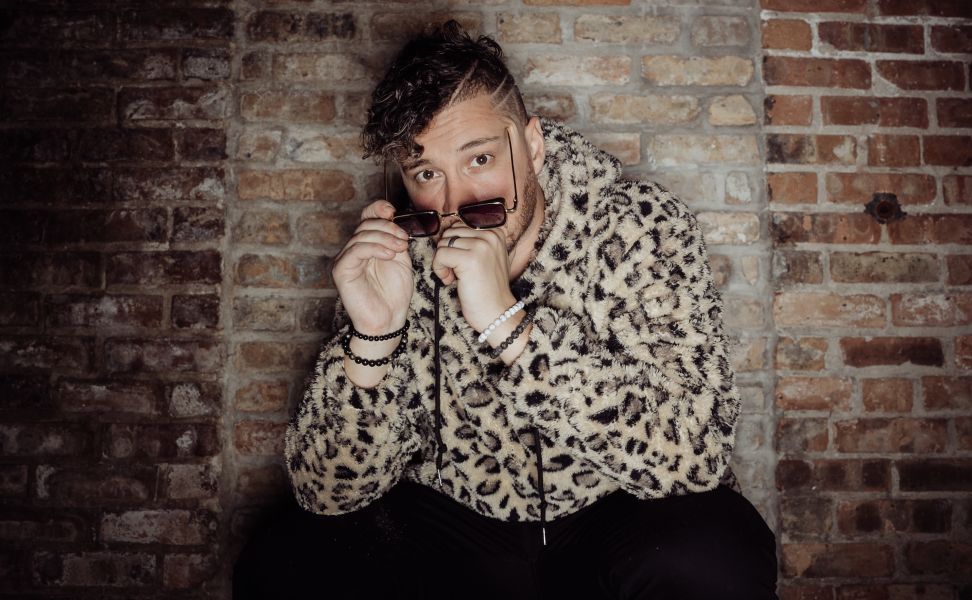 MUST WATCH! THE MUSIC VIDEO FOR ‘TIME STOPS’ BY ALEX KISLOV