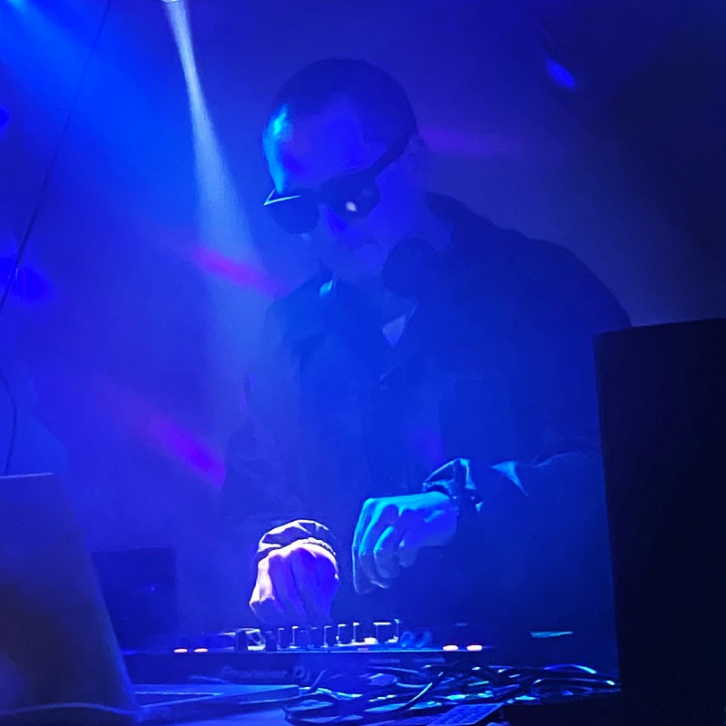 GET YOUR GROOVE ON WITH ‘FOR YOU’ BY BEN OA