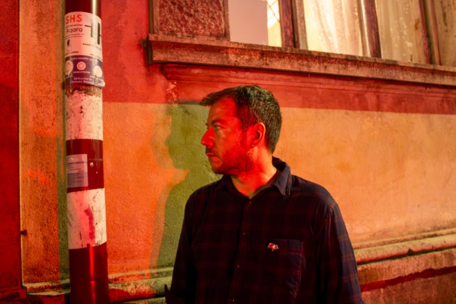 ELECTRONIC EXPERIMENTALIST YAK 40 ANNOUNCES HIS DEBUT ALBUM TRAVELOGUE